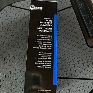 Pore purifying cleanser! New ready to shipped!